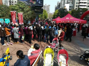 現(xiàn)場人氣火爆